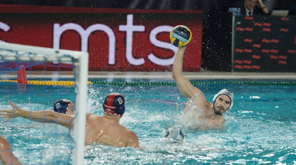 Glušac branio sve, Lukić i Martinović rešetali –  Dimitrijević srušio Olimpijakos!