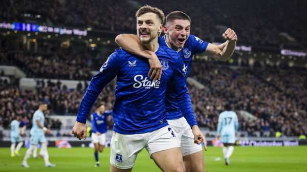 Everton siguran protiv Barnlija – Sanderlend do pobede sa bele tačke