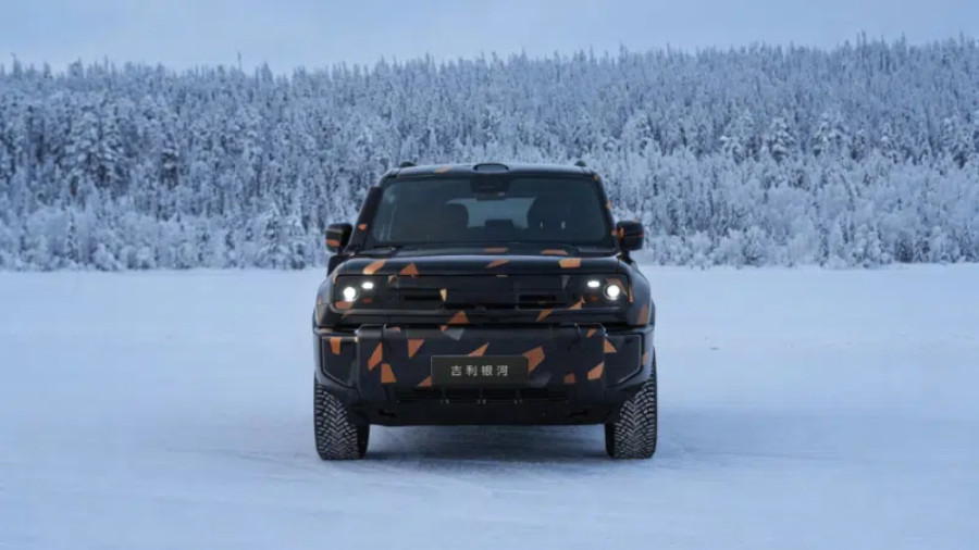 Geely ima svog Land Rover Defendera – može i da pliva! FOTO