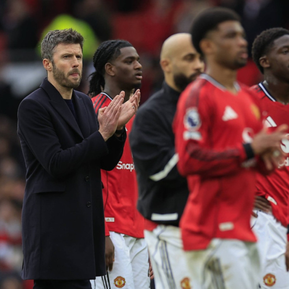 Amorim rasterao krila, Karik sada mora u šoping