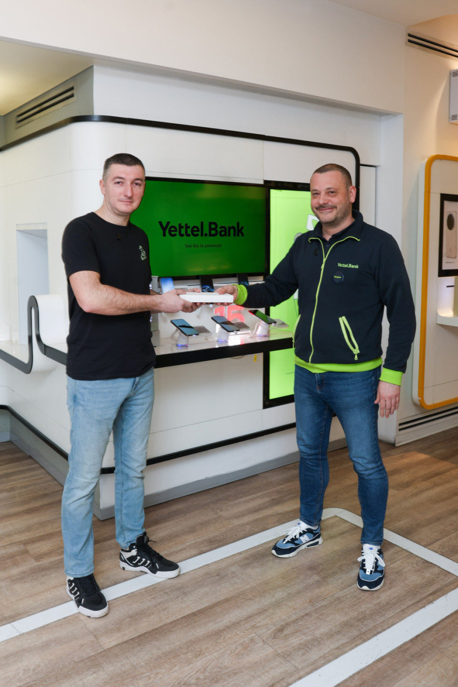 200.000 razloga za slavlje: Yettel Bank proslavlja 200.000 Bank MAX korisnika