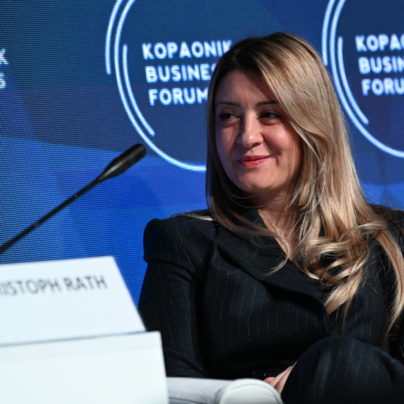 Panel o finansijskoj industriji na KBF: Poverenje ključni faktor u održivom rastu