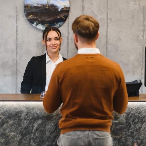Platio jednu noć, ostao godinama besplatno: Napokon je dolijao FOTO