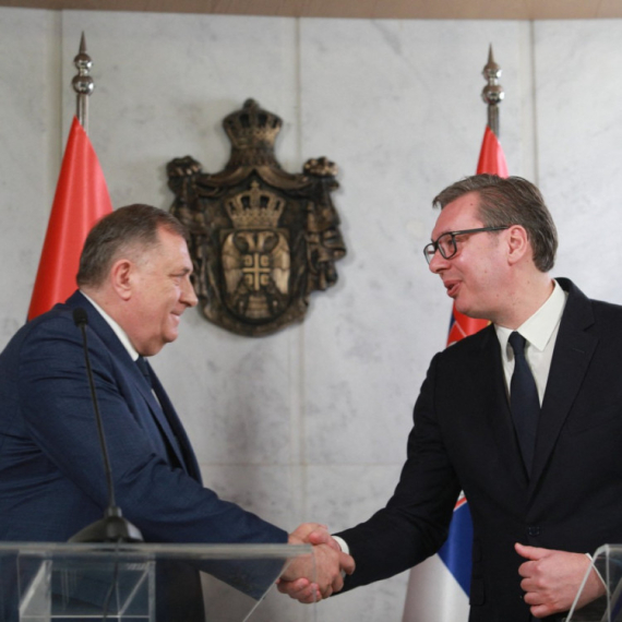 Stigla i Dodikova čestitka Vučiću: "Srećan rođendan, prijatelju" FOTO