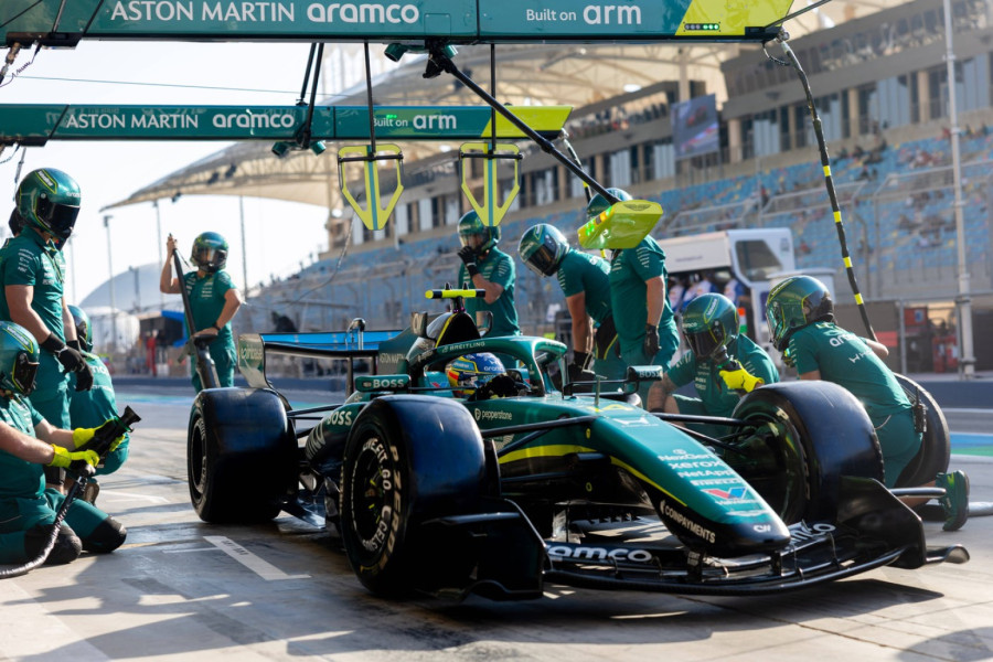 Vozači Aston Martina ne mogu da voze celu trku zbog rizika po zdravlje!