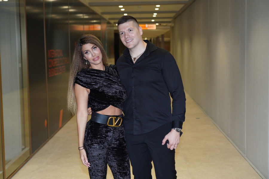 Za karte dali više od 10.000 evra: Pevač se sa porodicom vratio u Srbiju posle drame zbog otkazanih letova