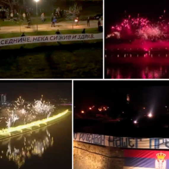 Omladinci priredili spektakl u Beogradu podovom 56. rođendana Aleksandra Vučića