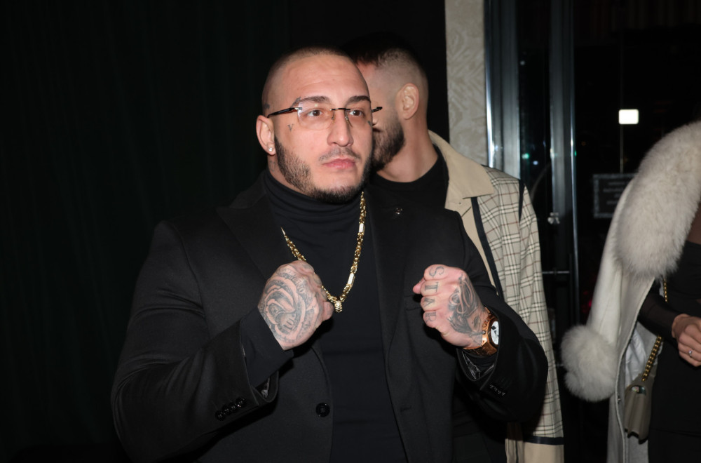 Neviđen skandal: Srpski muzičar u nacističkoj nošnji navukao gnev FOTO