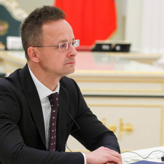 Sijarto: "SAD spremne da podrže Mađarsku i Orbana 'punom ekonomskom snagom'"