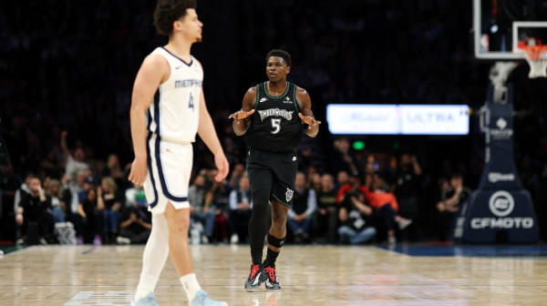 Rajakovićev Toronto nemoćan pred Edvardsom VIDEO