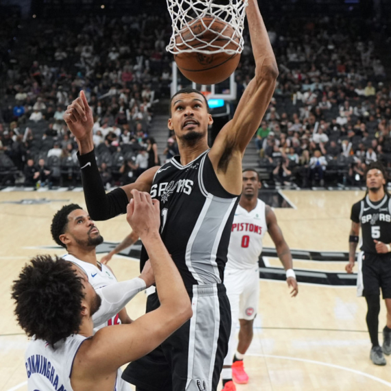 Vembanjama se "igrao" u derbiju NBA lige VIDEO