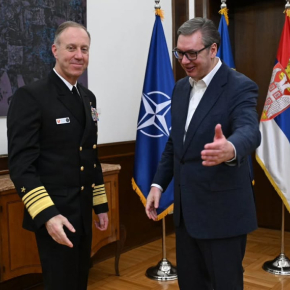 Vučić sa Vajkofom razgovarao o jačanju saradnje Srbije i NATO uz očuvanje vojne neutralnosti FOTO