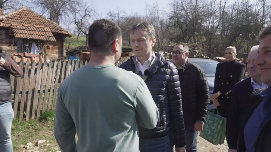 Gerzići iz Viče ostali na dedovini: Obrađuju 60 hektara zemlje, u štalama preko 100 grla stoke FOTO