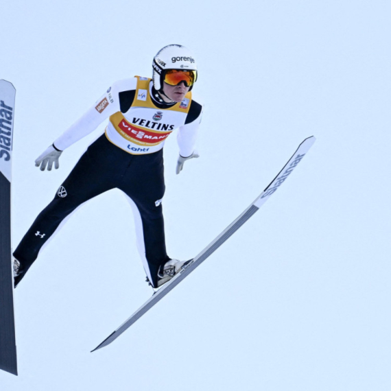 Drugi čovek koji je kompletirao ski-skokove!