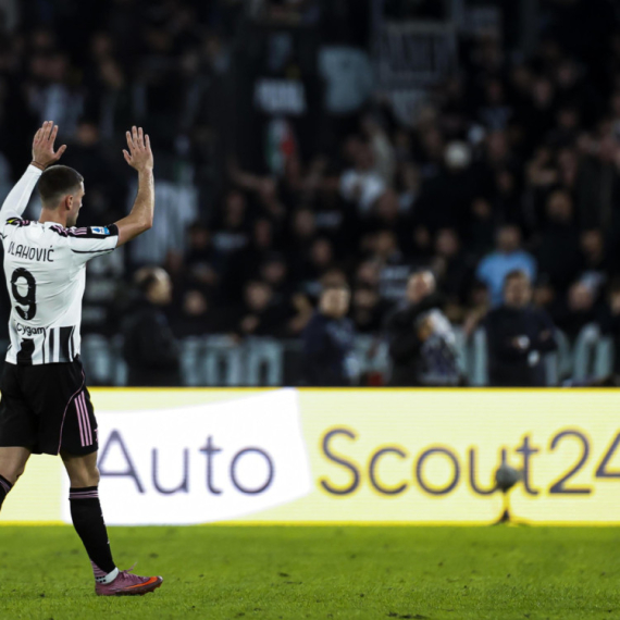 Vlahović sve dalje od Barse i sve bliže ostanku u Torinu