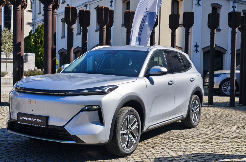 Novi plug-in hibrid na srpskom tržištu: Predstavljen Geely Starray EM-i FOTO