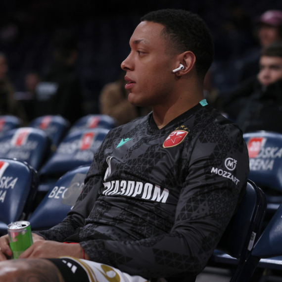 Jago u dresu Mateusa izašao na zagrevanje FOTO