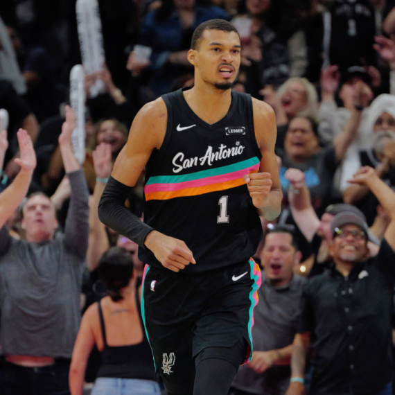 Neuništivi Spursi nadoknadili "-25" – Hiro "izrešetao" Šarlot