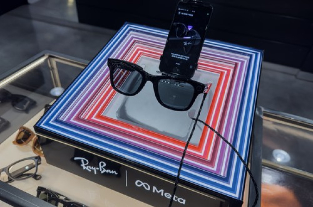 Meta dobila tužbu: Pametne naočare špijunirale ljude u toaletu