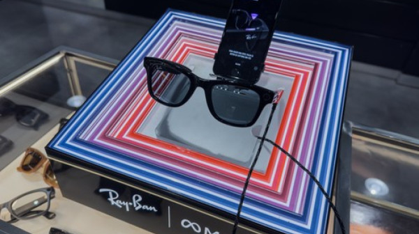 Meta dobila tužbu: Pametne naočare "špijunirale" ljude u toaletu