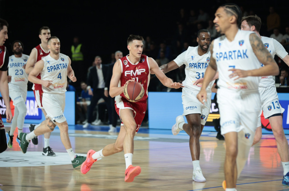 Lud meč u Subotici: Spartak pobedio FMP posle drame