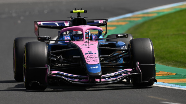 Umalo težak sudar koji nam je promakao u F1 – majstorski manevar spasao stvar VIDEO