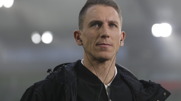 Volfsburg se rastao sa trenerom