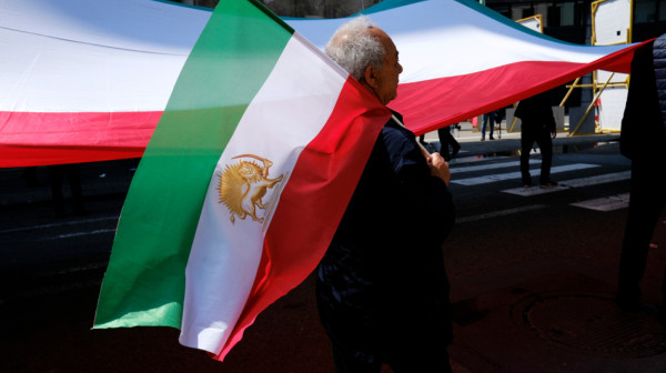 Twist: Iran denies talks with Trump?