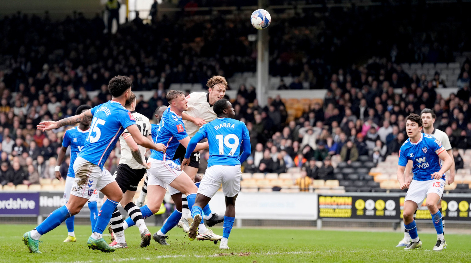 Senzacija u FA kupu – premijerligaš eliminisan na "oranici" VIDEO