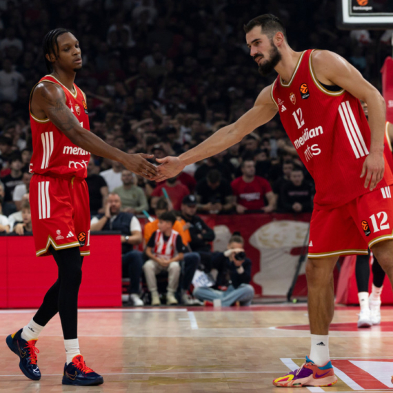 Bolji start Kluža – Zvezda u problemu