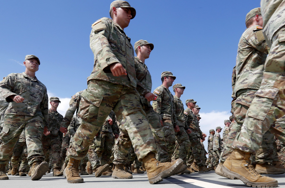 Amerika razmatra kopneni udar na Iran; Potrebno 500.000 vojnika – otkazuju odmore, prekvalifikuju se