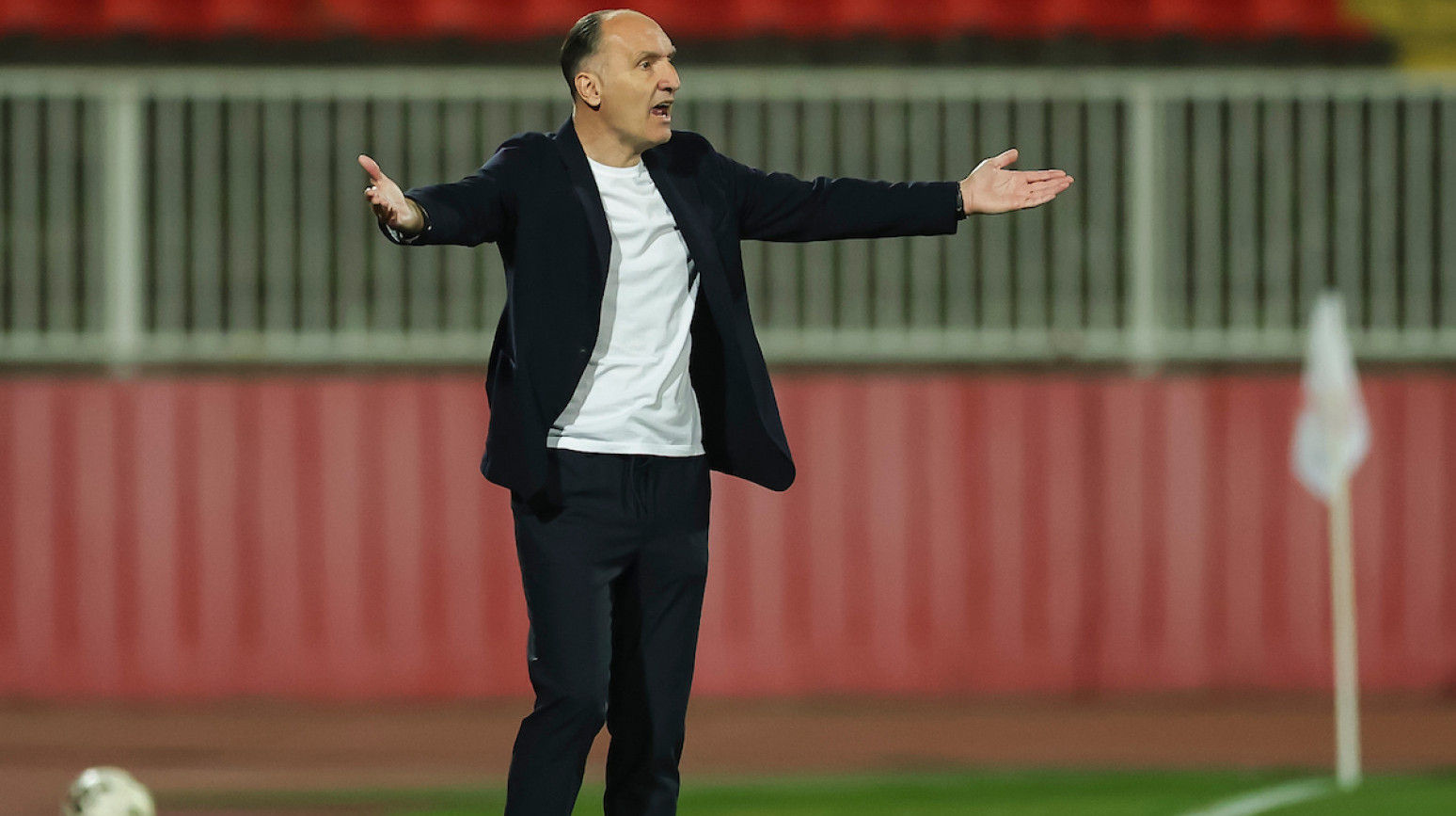 Trener Partizana: "Malo me je i sramota"