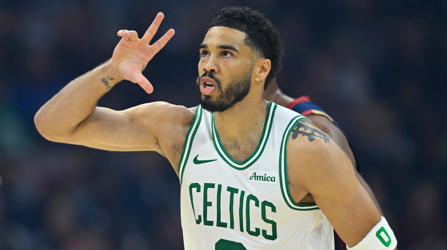 Tejtum "umirio" Klivlend u derbiju Istoka