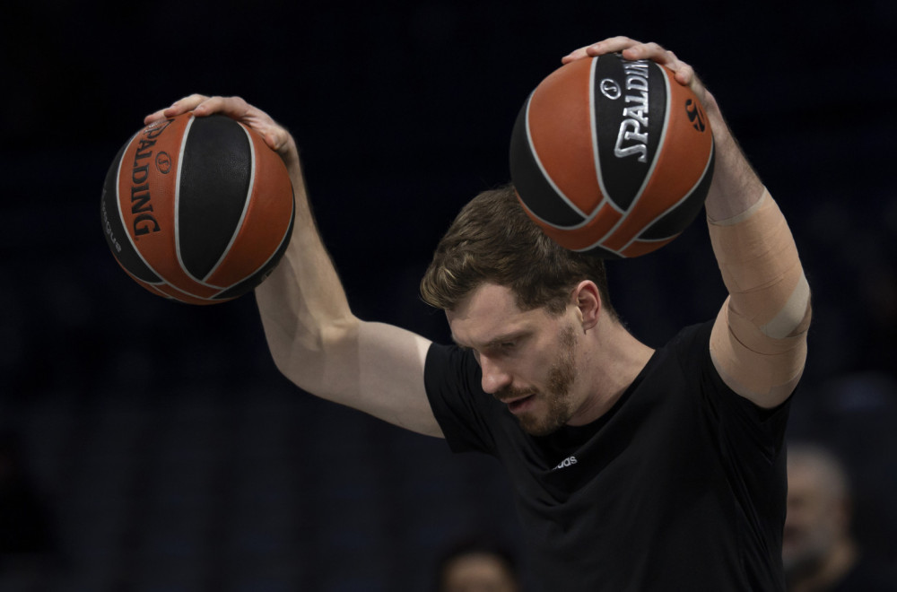 Srušio Zvezdu, pa dobio istorijski ugovor