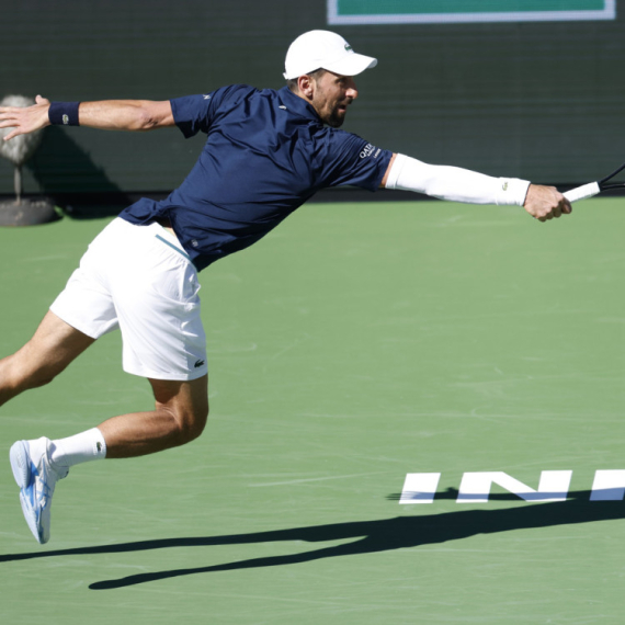 Novak je na terenu, uskoro kreće meč sa Kovačevićem