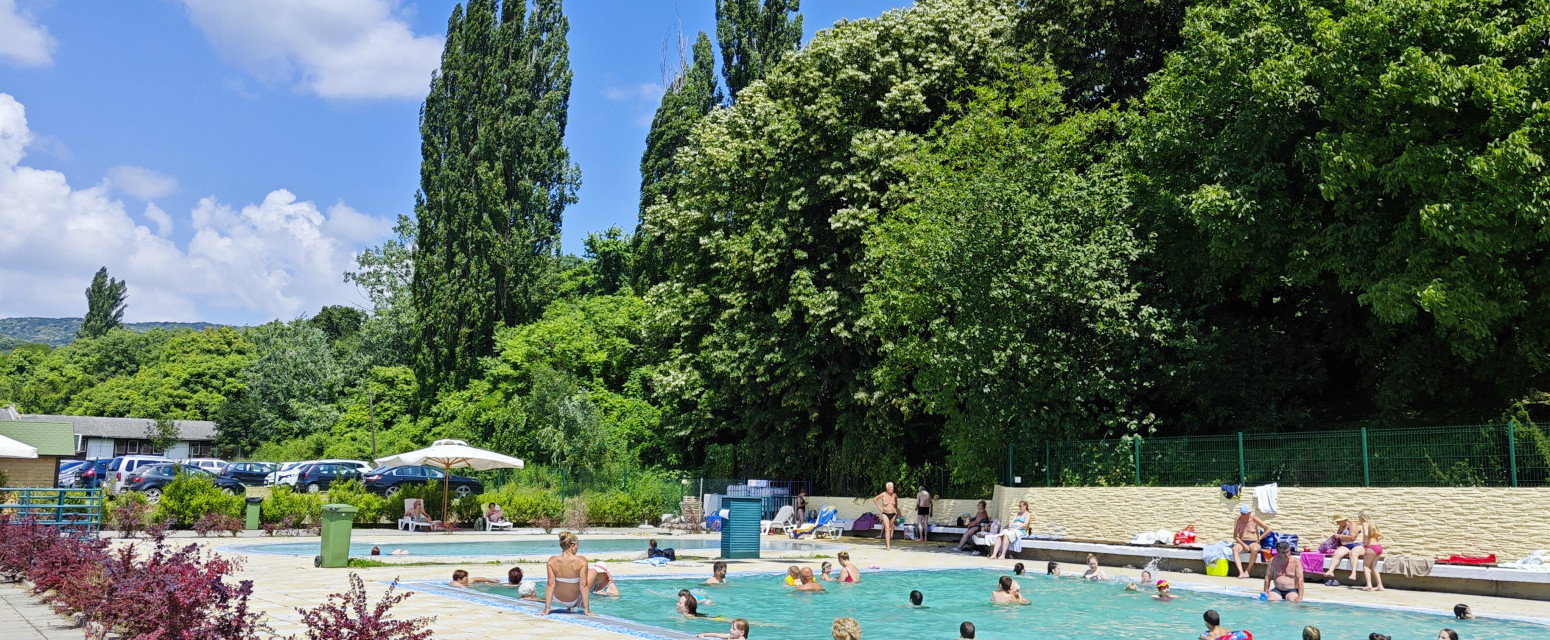 Nekada mirno mesto, danas turistički magnet: Banja u Srbiji očarava tradicijom, a leči brojne bolesti FOTO