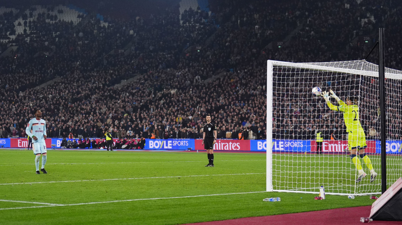 Stara fudbalska dilema: "Panenka" – genijalnost ili kockanje? VIDEO