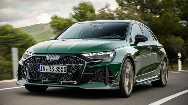 Audi predstavlja posebno izdanje RS3 i odaje počast legendarnom petocilindrašu FOTO