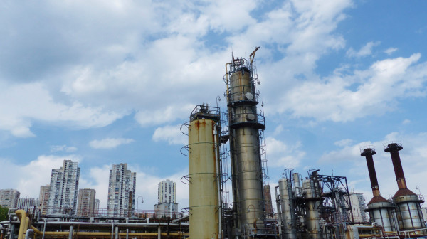 Palo pomirenje: Mađari i Hrvati pustili u rad nadograđenu rafineriju