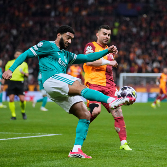 Liverpul izjednačio – VAR presudio!