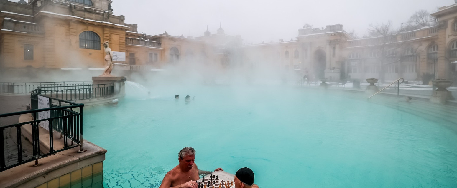 Raj za opuštanje ili prljavo razočaranje turista? Viralni video otkriva mračnu stranu terme u Budimpešti VIDEO