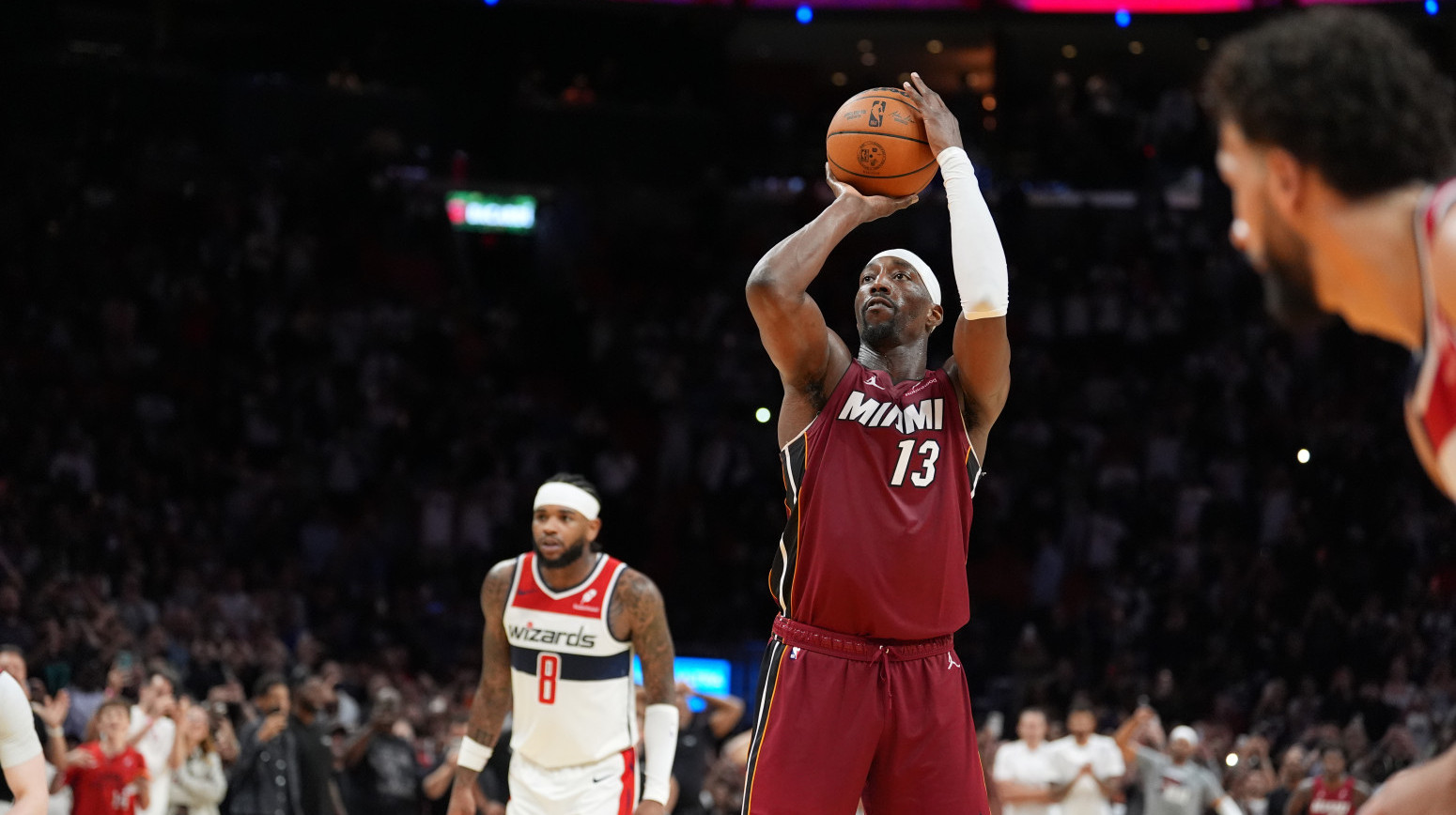 Adebajo postigao 83 poena! VIDEO