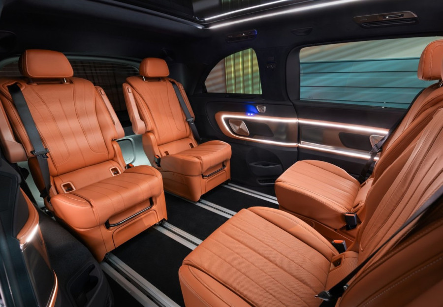 Luksuz za osmoro: Mercedes predstavio električni VLE sa dometom većim od 700 km FOTO