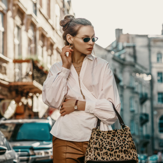 Ovaj riskantni dezen opet je u trendu, a samo ovako se pravilno nosi FOTO