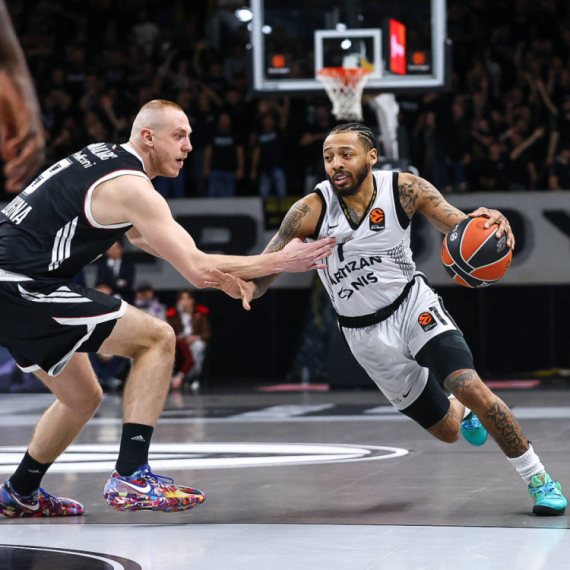 Karlik Džons otkrio da li ostaje u Partizanu – spomenuo upravu