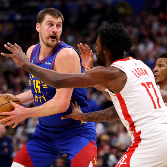 Tripl-dabl Jokića za +36 Denvera! VIDEO