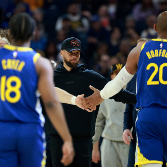 Kari još najmanje 10 dana van terena zbog "trkačkog kolena"