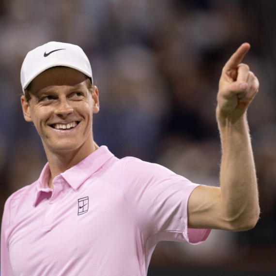 Siner rutinski do polufinala Indijan Velsa