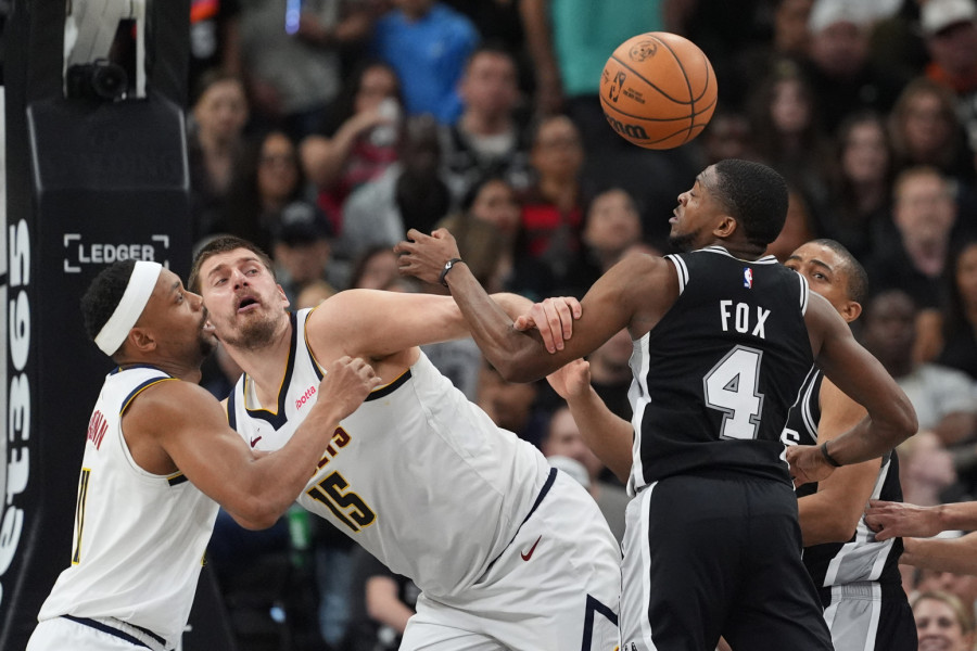 Jokić monstruoznim tripl-dablom srušio oslabljeni San Antonio VIDEO