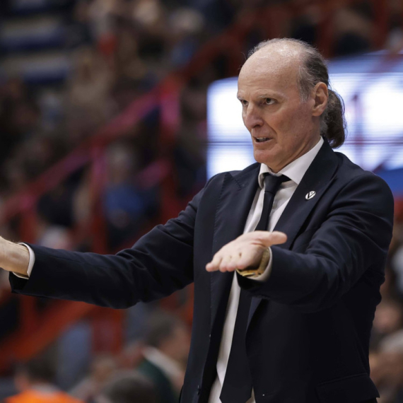 Izgleda da poraz od Partizana ne potresa mnogo Duška Ivanovića